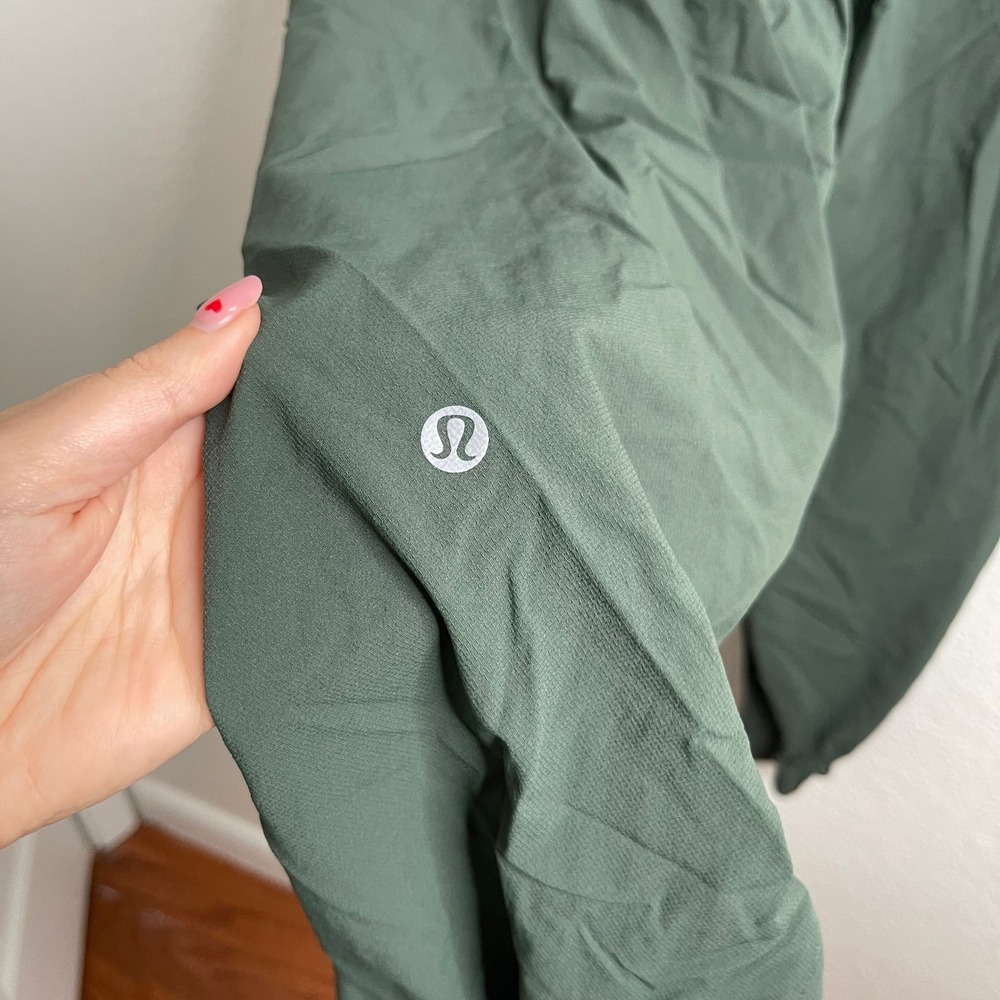 Lululemon‎ License to Train High-Rise Pant Dark Forest Green Joggers Size 2 - Picture 5 of 6